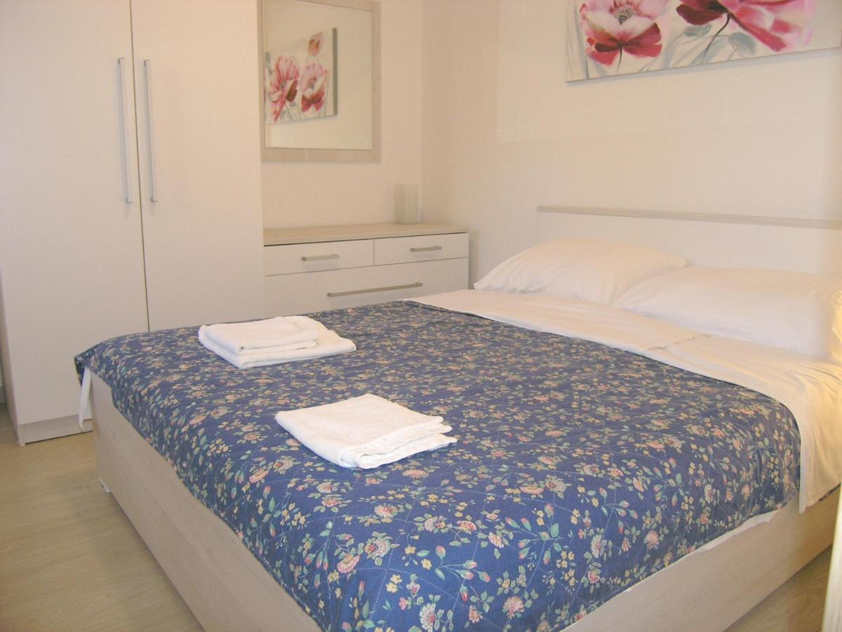 Apartments Sokolovic คิร์ก ภายนอก รูปภาพ
