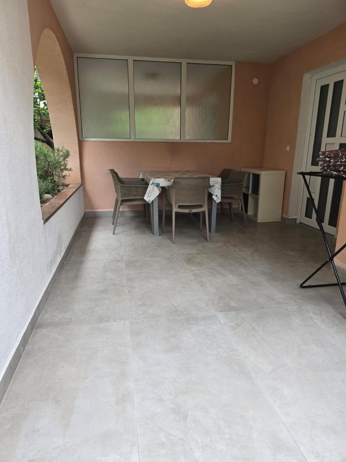 Apartments Sokolovic คิร์ก ภายนอก รูปภาพ