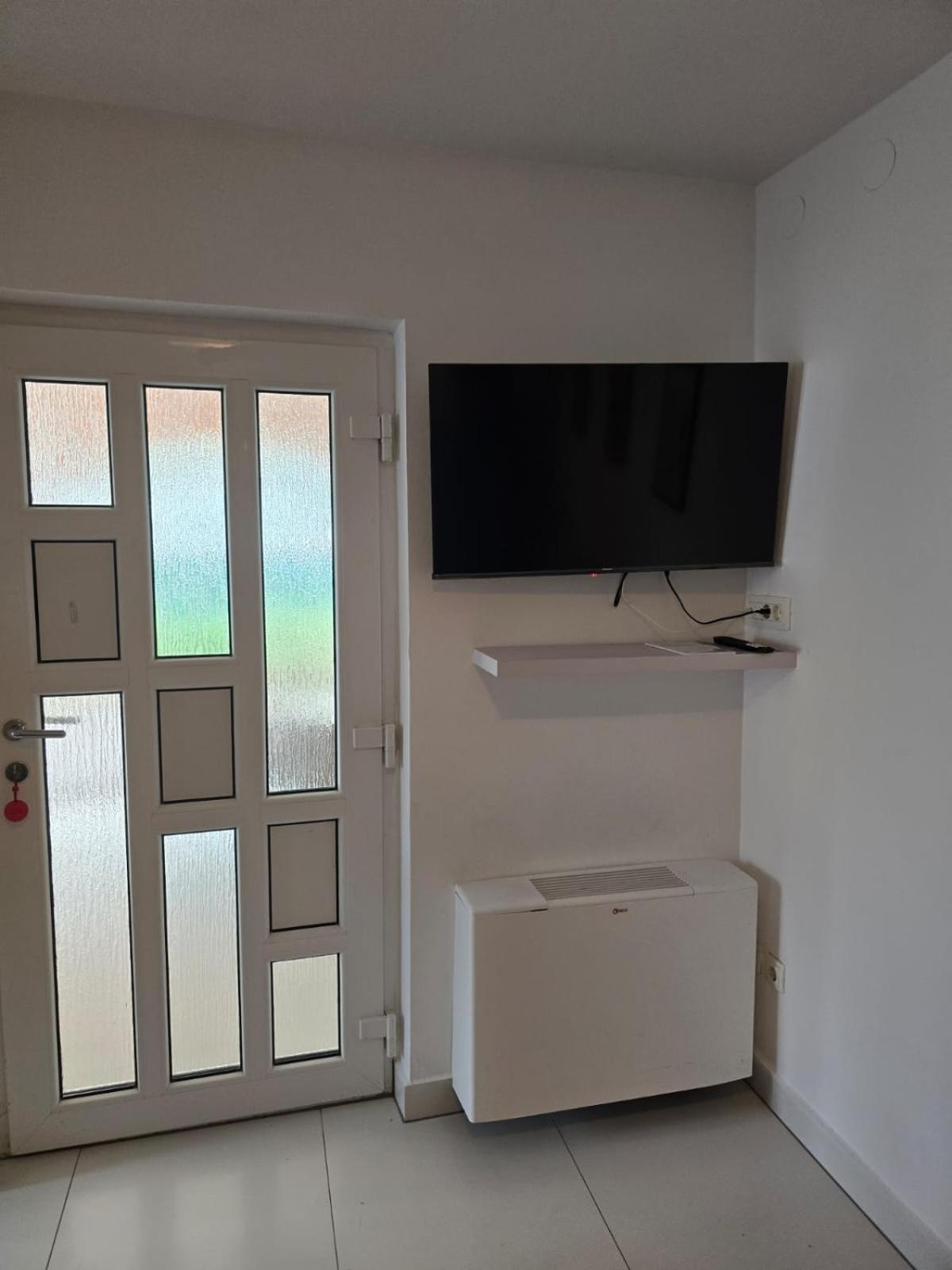 Apartments Sokolovic คิร์ก ภายนอก รูปภาพ