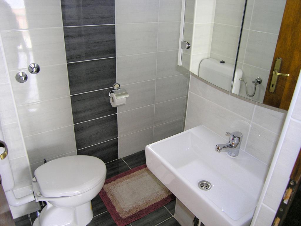 Apartments Sokolovic คิร์ก ภายนอก รูปภาพ