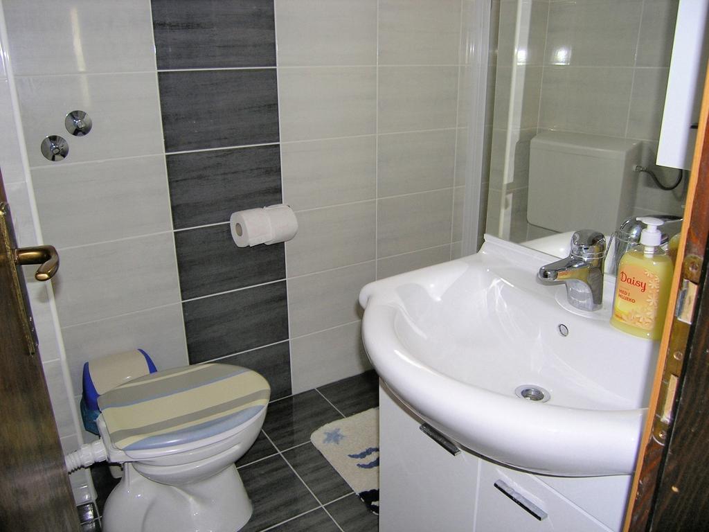 Apartments Sokolovic คิร์ก ภายนอก รูปภาพ