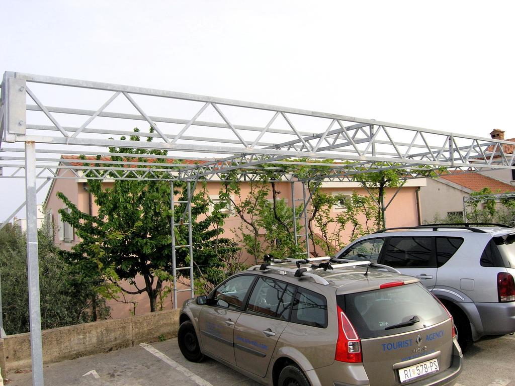 Apartments Sokolovic คิร์ก ภายนอก รูปภาพ